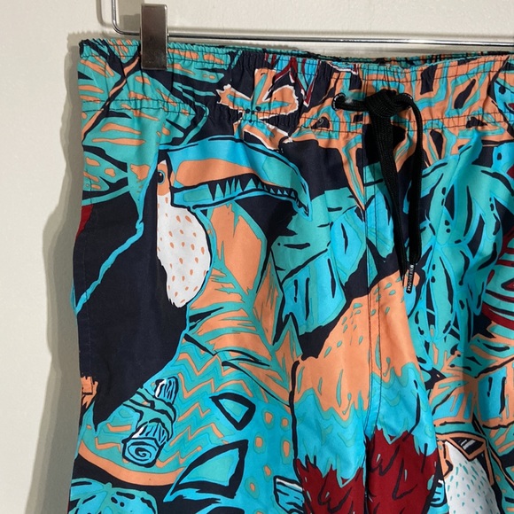 ✨3/$25✨NWT - Maui & Sons Swim Trunks - S - Picture 2 of 6